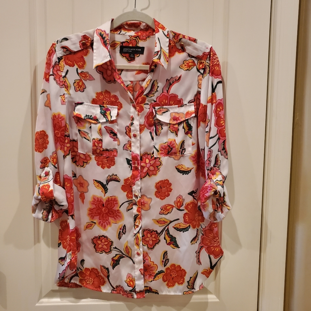 Jones New York Signature Colorful Floral Top